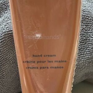 Mary Kay Peach-Tone Hand Cream